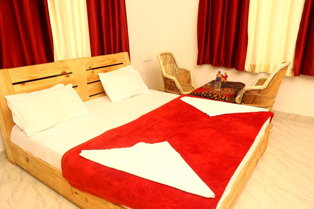 Winter Mountain Resort Pushkar Exterior foto